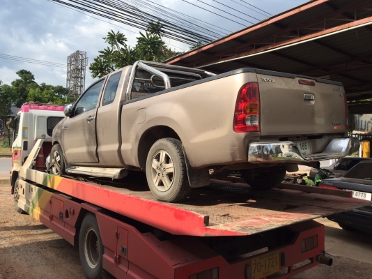 ขายรถTOYOTA VIGO 2500cc. อุบัติเหตุ ปี2004 ขายรถTOYOTA VIGO 2500cc. อุบัติเหตุ ปี2004
