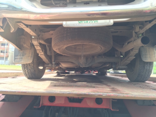 ขายรถTOYOTA VIGO 2500cc. อุบัติเหตุ ปี2004