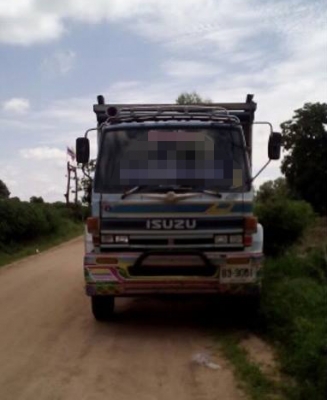 **800,000 บ.ต่อรอง/// 10ล้อ ROCKY FXZ-240 2เพลาดั้มเนียม **ขาย ISUZU ROCKY FXZ-240 10ล้อ2เพลาดั้มเนียม พร้อมใช้ ราคาเบาๆ ISUZU ROCKY FXZ23NFY 6SD1-240HP ร็อค240 หัวขาว เครื่องเดิม เกียร์เดิม เครื่องดี แน่น แรงดีครับ เกียร์ดี ไม่หลุด ช่วงล่างเดิมๆ คัสซีเดิ