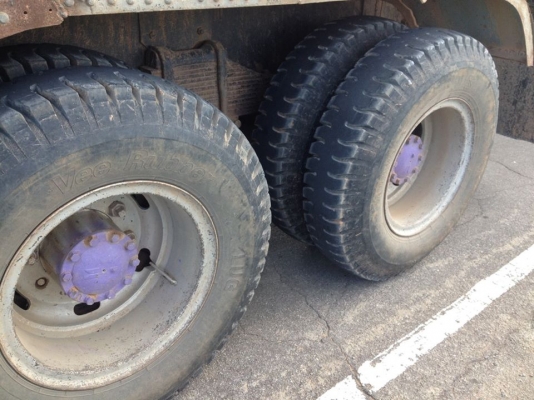 **800,000 บ.ต่อรอง/// 10ล้อ ROCKY FXZ-240 2เพลาดั้มเนียม **ขาย ISUZU ROCKY FXZ-240 10ล้อ2เพลาดั้มเนียม พร้อมใช้ ราคาเบาๆ ISUZU ROCKY FXZ23NFY 6SD1-240HP ร็อค240 หัวขาว เครื่องเดิม เกียร์เดิม เครื่องดี แน่น แรงดีครับ เกียร์ดี ไม่หลุด ช่วงล่างเดิมๆ คัสซีเดิ