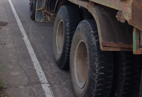 **800,000 บ.ต่อรอง/// 10ล้อ ROCKY FXZ-240 2เพลาดั้มเนียม **ขาย ISUZU ROCKY FXZ-240 10ล้อ2เพลาดั้มเนียม พร้อมใช้ ราคาเบาๆ ISUZU ROCKY FXZ23NFY 6SD1-240HP ร็อค240 หัวขาว เครื่องเดิม เกียร์เดิม เครื่องดี แน่น แรงดีครับ เกียร์ดี ไม่หลุด ช่วงล่างเดิมๆ คัสซีเดิ