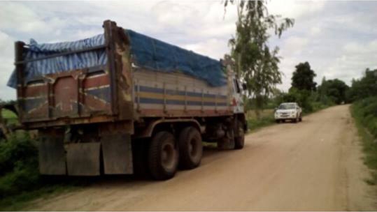 **800,000 บ.ต่อรอง/// 10ล้อ ROCKY FXZ-240 2เพลาดั้มเนียม **ขาย ISUZU ROCKY FXZ-240 10ล้อ2เพลาดั้มเนียม พร้อมใช้ ราคาเบาๆ ISUZU ROCKY FXZ23NFY 6SD1-240HP ร็อค240 หัวขาว เครื่องเดิม เกียร์เดิม เครื่องดี แน่น แรงดีครับ เกียร์ดี ไม่หลุด ช่วงล่างเดิมๆ คัสซีเดิ