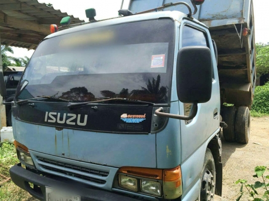 Isuzu npr ฝาดำ