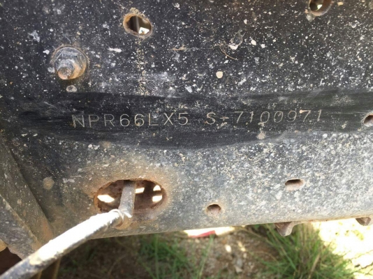 Isuzu npr ฝาดำ Isuzu npr ฝาดำ