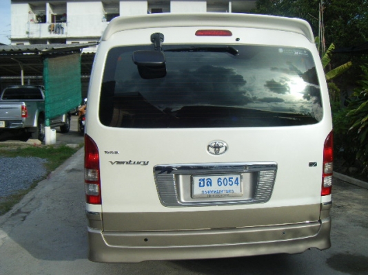 รถตู้toyota venturyตัวท็อป มือแรก ไม่เคยติดก๊าซ ไม่เคยชน พาช่างมาได้