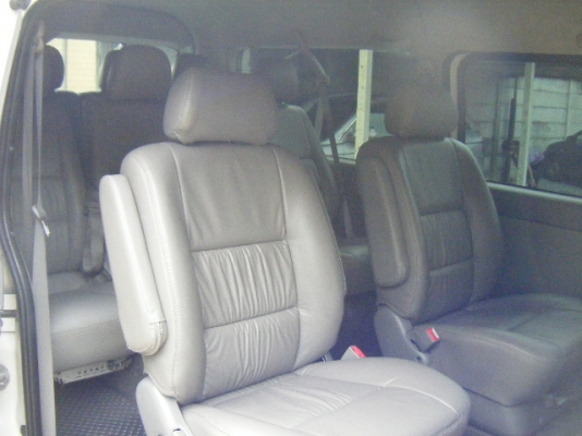 รถตู้toyota venturyตัวท็อป มือแรก ไม่เคยติดก๊าซ ไม่เคยชน พาช่างมาได้