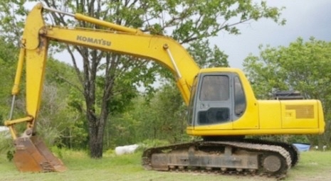 KOMATSU PC 200-6 Serial 93022 ซีเรียลสูง เอกสารเล่มทะเบียนครบพร้อม ไฟฟ้าเต็ม หน้าจอครบ ภายในห้องเก๋งสะอาดสวย แอร์เย็น คอนโทรลง่ายคล่องตัวดี ทำงานได้เร็วดีมากครับ เครื่องยนต์แน่นดีแรงดีไม่มีเยิ้มวางเครื่องคัมมิ้น ปั๊มเดิมแห้งดีไม่มีแตกเยิ้ม ภายนอกบอดี้สวยเ