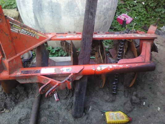 ขายผาน 4 และผาน 5 ราคาย่อมเยา สนใจติดต่อเลยคับ