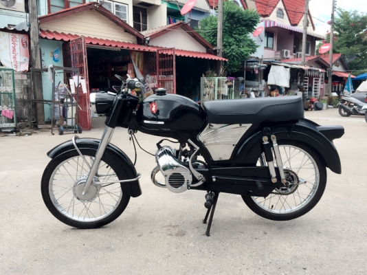 ขายZudapp ks50 เครื่องดี สภาพชุบทั้งคัน ผลิตเมือปี 1962 มีน้อยมาก หายากสุดๆ ขาย 63000  ติดต่อ 0889419663