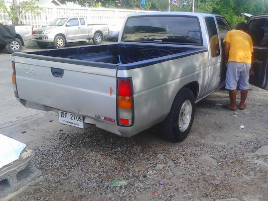 NISSAN  BIGM   ฝาเเดง  ปี  1995 ไม่ผุ ไม่ดาม  พร้อมใช้ทุกอย่าง  รถบ้าน มาก่อนได้ก่อน  คับสวยจริงคับ