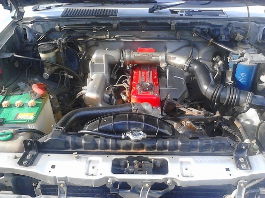 NISSAN  BIGM   ฝาเเดง  ปี  1995 ไม่ผุ ไม่ดาม  พร้อมใช้ทุกอย่าง  รถบ้าน มาก่อนได้ก่อน  คับสวยจริงคับ