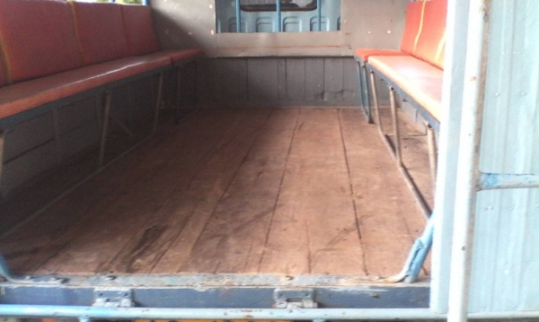 ขายรถโดยสาร lSUZU 4 ล้อกลาง 88 แรงม้า สวยๆเจ้าของดูแลอย่างดี เอกสารทะเบียนพร้อมโอน ขายรถโดยสาร lSUZU 4 ล้อกลาง 88 แรงม้า สวยๆเจ้าของดูแลอย่างดี เอกสารทะเบียนพร้อมโอน