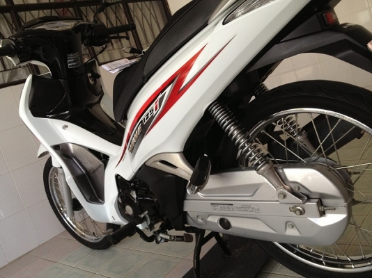 Wave125i โฉมล่าสุด ลายใหม่ สต๊าดมือ วิ่ง6000 ปี57 (ของแถม 4 รายการ) Wave125i โฉมล่าสุด ลายใหม่ สต๊าดมือ วิ่ง6000 ปี57 (ของแถม 4 รายการ)