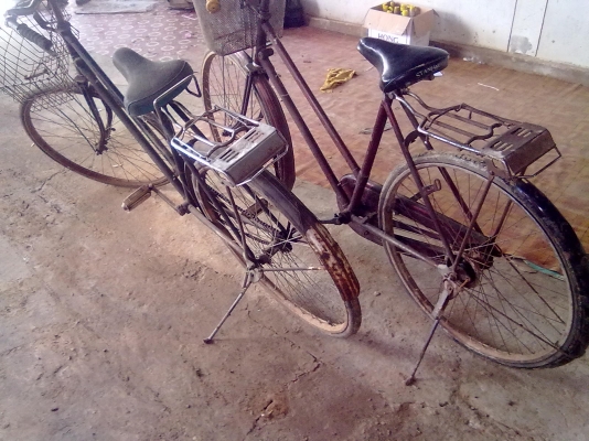 จักรยานเก่า HUMBLE-BEE เดิมๆ 2 คัน