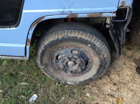 6ล้อติดเครน..110แรง ISUZU NPR57L-4650582 รถสภาพดี ใช้งานอยู่..เล่มพร้อม