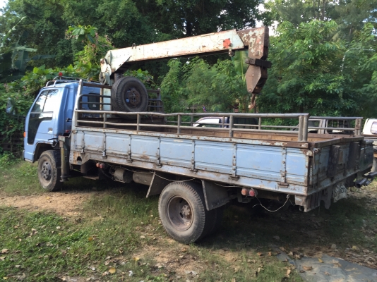 6ล้อติดเครน..110แรง ISUZU NPR57L-4650582 รถสภาพดี ใช้งานอยู่..เล่มพร้อม