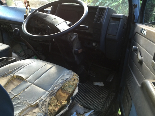 6ล้อติดเครน..110แรง ISUZU NPR57L-4650582 รถสภาพดี ใช้งานอยู่..เล่มพร้อม