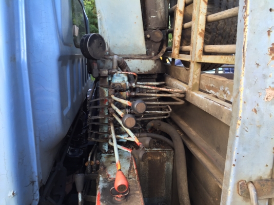 6ล้อติดเครน..110แรง ISUZU NPR57L-4650582 รถสภาพดี ใช้งานอยู่..เล่มพร้อม