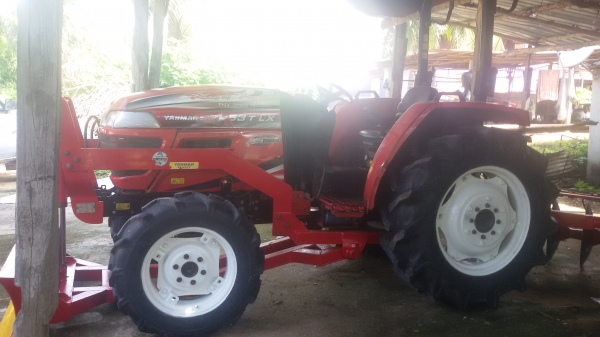 ขายครับรถไถยันม้า453แรงสองเพลา ราคา275000บาท รถสวยมากเดิมๆ มีผาน6หนึ่งอันอยู่ วังบัว อ คลองขลุง จ กำแพงเพชรสนใจโทร 0813655997 อำพรพาเจริญราคาคุยกันได้อีกนะครับ ขายครับรถไถยันม้า453แรงสองเพลา ราคา275000บาท รถสวยมากเดิมๆ มีผาน6หนึ่งอันอยู่ วังบัว อ คลองขลุง จ กำแพงเพชรสนใจโทร 0813655997 อำพรพาเจริญราคาคุยกันได้อีกนะครับ