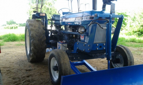 ขายรถไถฟรอ์ด6600แรงพร้อมไช้งานรถอยู่วังบัว คลองขลุง กำแพงเพชร  ราคา388000บาท  มีไบมีดหน้าหนึ่งอันผานชี1ชุดพร้อมทะเบียน สนใจสอบุถามได้ที่081 3655997 อ๋าพร  พาเจริญ  ราคาต่อรองได้อีกนะครับ