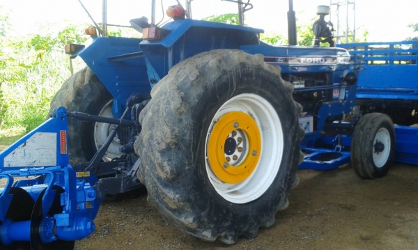 ขายรถไถฟรอ์ด6600แรงพร้อมไช้งานรถอยู่วังบัว คลองขลุง กำแพงเพชร ราคา388000บาท มีไบมีดหน้าหนึ่งอันผานชี1ชุดพร้อมทะเบียน สนใจสอบุถามได้ที่081 3655997 อ๋าพร พาเจริญ ราคาต่อรองได้อีกนะครับ ขายรถไถฟรอ์ด6600แรงพร้อมไช้งานรถอยู่วังบัว คลองขลุง กำแพงเพชร ราคา388000บาท มีไบมีดหน้าหนึ่งอันผานชี1ชุดพร้อมทะเบียน สนใจสอบุถามได้ที่081 3655997 อ๋าพร พาเจริญ ราคาต่อรองได้อีกนะครับ