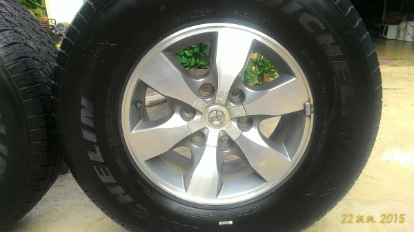 ขายล้อแม็กพร้อมยางขอบ16 ราคาถูก สนใจโทรคุยได้ครับ(ขายแล้ว)