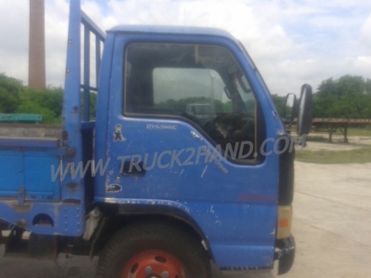 รถบรรทุก 6 ล้อ ISUZU NKR 120 แรงม้า เครื่อง 4HF1 ติดแก๊ส LPG