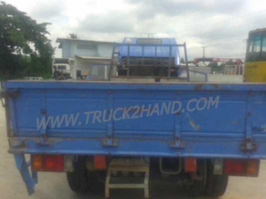 รถบรรทุก 6 ล้อ ISUZU NKR 120 แรงม้า เครื่อง 4HF1 ติดแก๊ส LPG