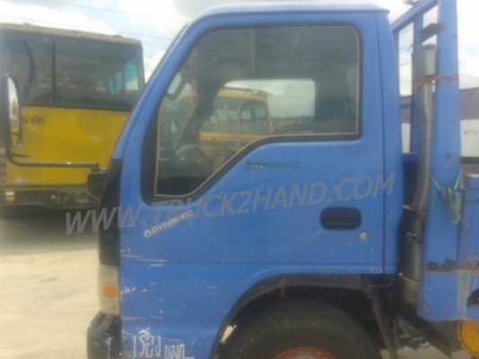 รถบรรทุก 6 ล้อ ISUZU NKR 120 แรงม้า เครื่อง 4HF1 ติดแก๊ส LPG