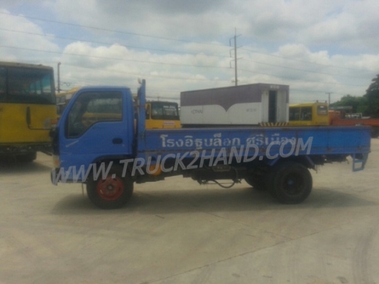 รถบรรทุก 6 ล้อ ISUZU NKR 120 แรงม้า เครื่อง 4HF1 ติดแก๊ส LPG