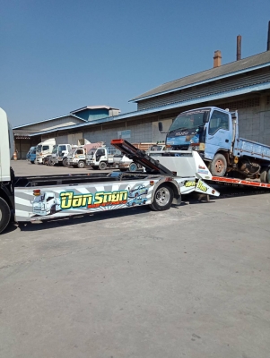 รถบรรทุก 6 ล้อ ISUZU NKR 120 แรงม้า เครื่อง 4HF1 ติดแก๊ส LPG