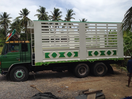 สิบล้อ HINO F 18 180 แรงม้า