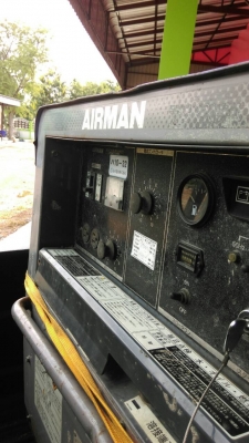 เครื่องเชื่อมภาคสนามพร้อมเครื่องปั่นไฟ Airman PDW300SN 300A 10KVA พร้อมใช้งาน สนใจโทร. 0914902228