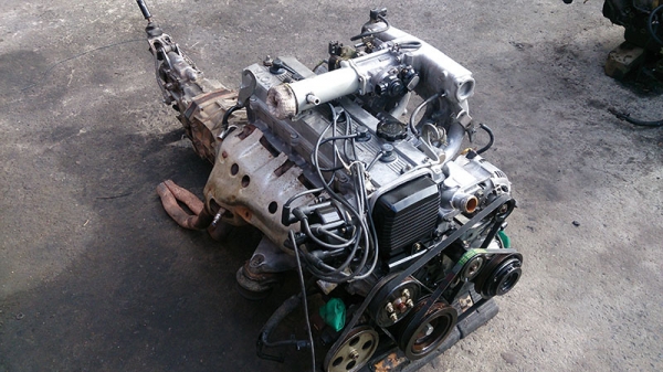 ขายเครื่องยนต์เบนซิน TOYOTA 1G พร้อมเกียร์แต่ง