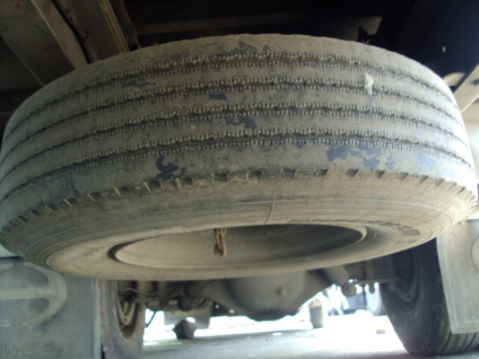 HINO เมก้า 150 แรง ยาว 5.50 เมตร รถตู้เย็น ปี 2006