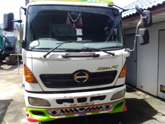 HINO เมก้า 150 แรง ยาว 5.50 เมตร รถตู้เย็น ปี 2006