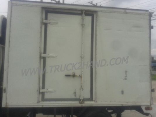 รถบรรทุก 4 ล้อ ตู้บรรทุก MITSUBISHI CANTER 90 แรงม้า