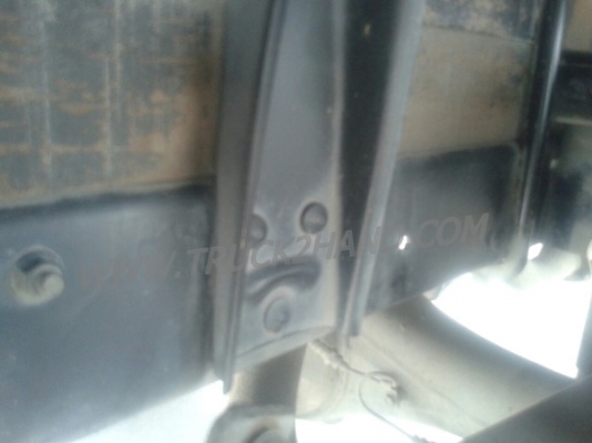 รถบรรทุก 4 ล้อ ตู้บรรทุก MITSUBISHI CANTER 90 แรงม้า