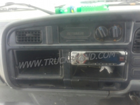 รถบรรทุก 4 ล้อ ตู้บรรทุก MITSUBISHI CANTER 90 แรงม้า