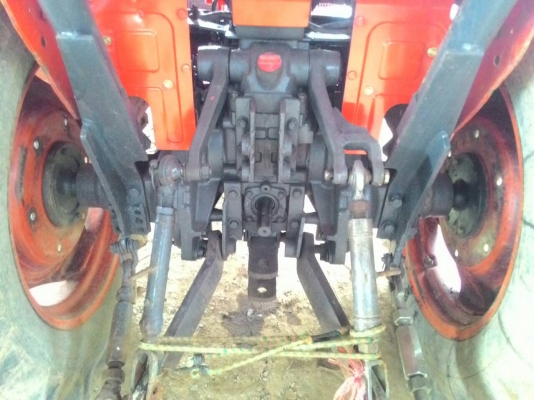 KUBOTA L3608 พร้อมดันหน้าและผานหลัง ราคา 285,000 สนใจ 0818618678