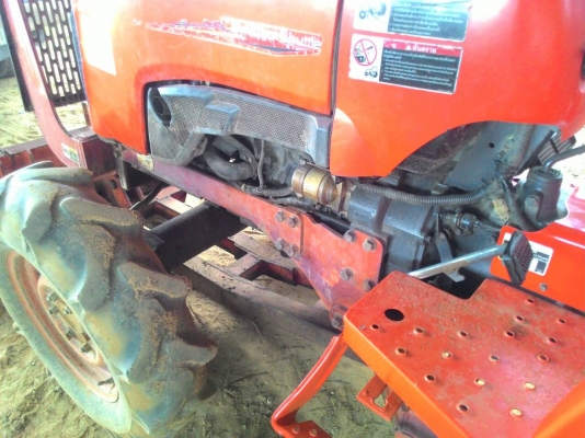 KUBOTA L3608 พร้อมดันหน้าและผานหลัง ราคา 285,000 สนใจ 0818618678