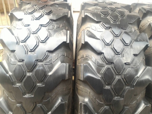 ขายล้อวีโก้ พร้อมยาง  MUD  33 x 10.5 x 16  ปี 13