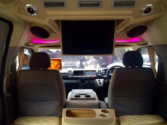 โทร0877758887นางเบสท์รถตู้ท่าพระขายรถตู้ออโต้ติดแกดLPG. แต่งวีไอพีเบาะสามแถว