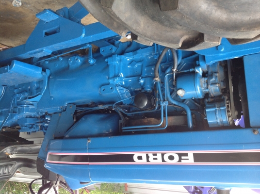 ขายรถไถฟอร์ด FORD 6610 4wd คานหน้า ZF335 เกียร์มือ ขายรถไถฟอร์ด FORD 6610 4wd คานหน้า ZF335 เกียร์มือ