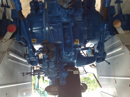 ขายรถไถฟอร์ด FORD 6610 4wd คานหน้า ZF335 เกียร์มือ ขายรถไถฟอร์ด FORD 6610 4wd คานหน้า ZF335 เกียร์มือ