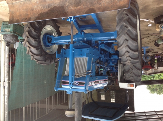 ขายรถไถฟอร์ด FORD 6610 4wd คานหน้า ZF335 เกียร์มือ ขายรถไถฟอร์ด FORD 6610 4wd คานหน้า ZF335 เกียร์มือ