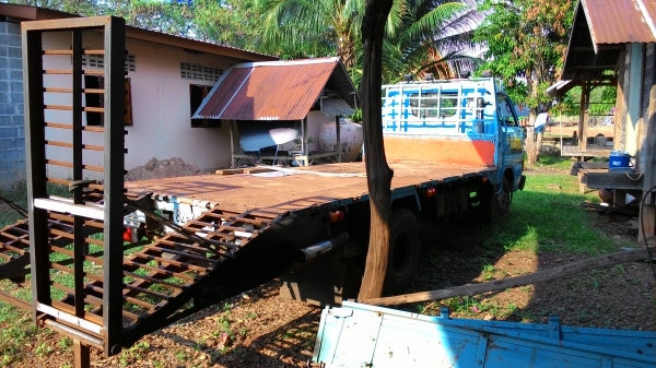 ขาย 6 ล้อเทเลอร์ 115 แรง ติดต่อน้องโจ้ 0816619970 ขาย 6 ล้อเทเลอร์ 115 แรง ติดต่อน้องโจ้ 0816619970