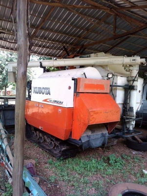 ขายรถเกี่ยวข้าว DC95 พร้อมพ่วงลาก ราคามาคุยกันได้ 087 5224624