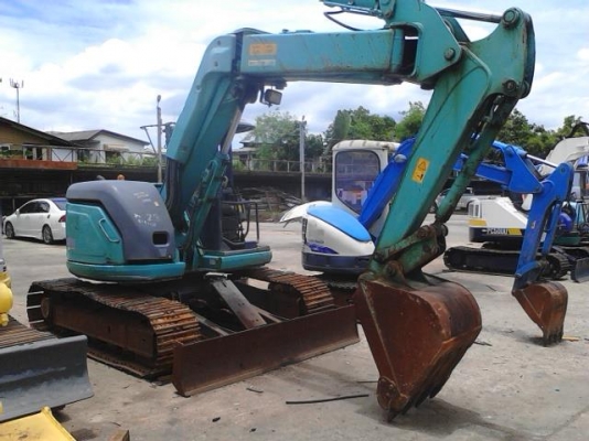 ขาย KOBELCO SK 75 UR รุ่น 3 ES ขาย KOBELCO SK 75 UR รุ่น 3 ES