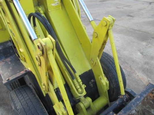 ขายรถตักเล็ก Komatsu SK04 เก่านอก ตามสภาพ